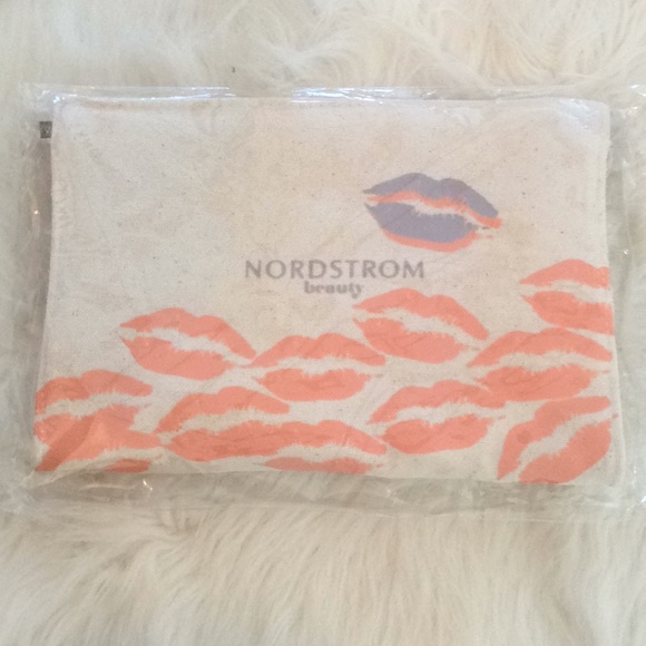 NORDSTROM Beauty CORAL & PURPLE LIPS Burlap Clutch